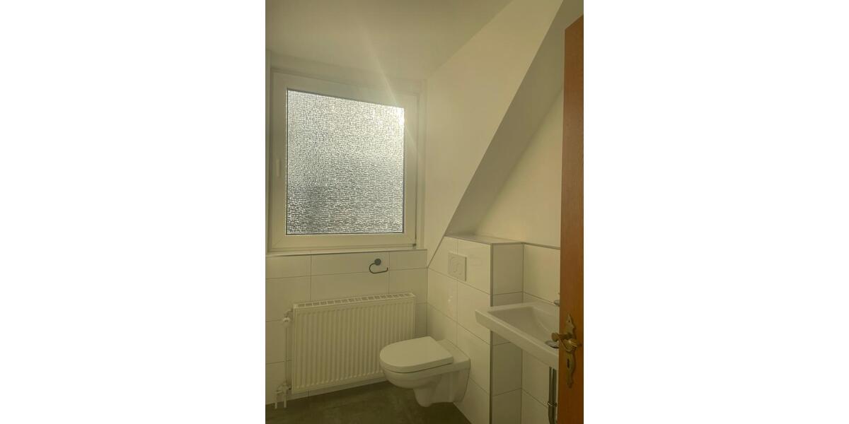 Dachgeschoßwohnung Lage - 3 Zimmer, 72 m&sup2;, 645&euro; | Angebot:26639527