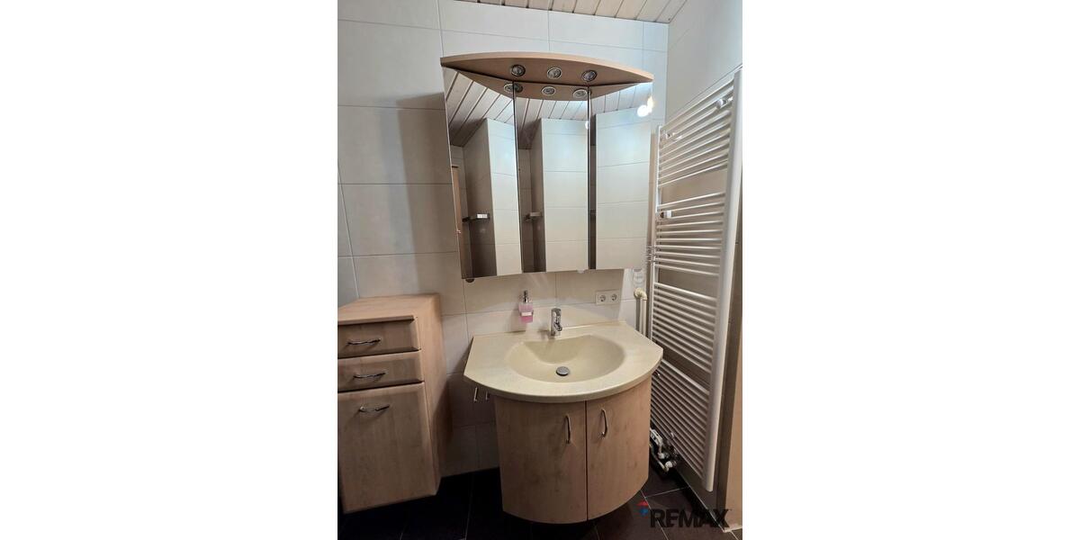 Etagenwohnung Coburg - 4 Zimmer, 75 m&sup2;, 800&euro; | Angebot:26634328