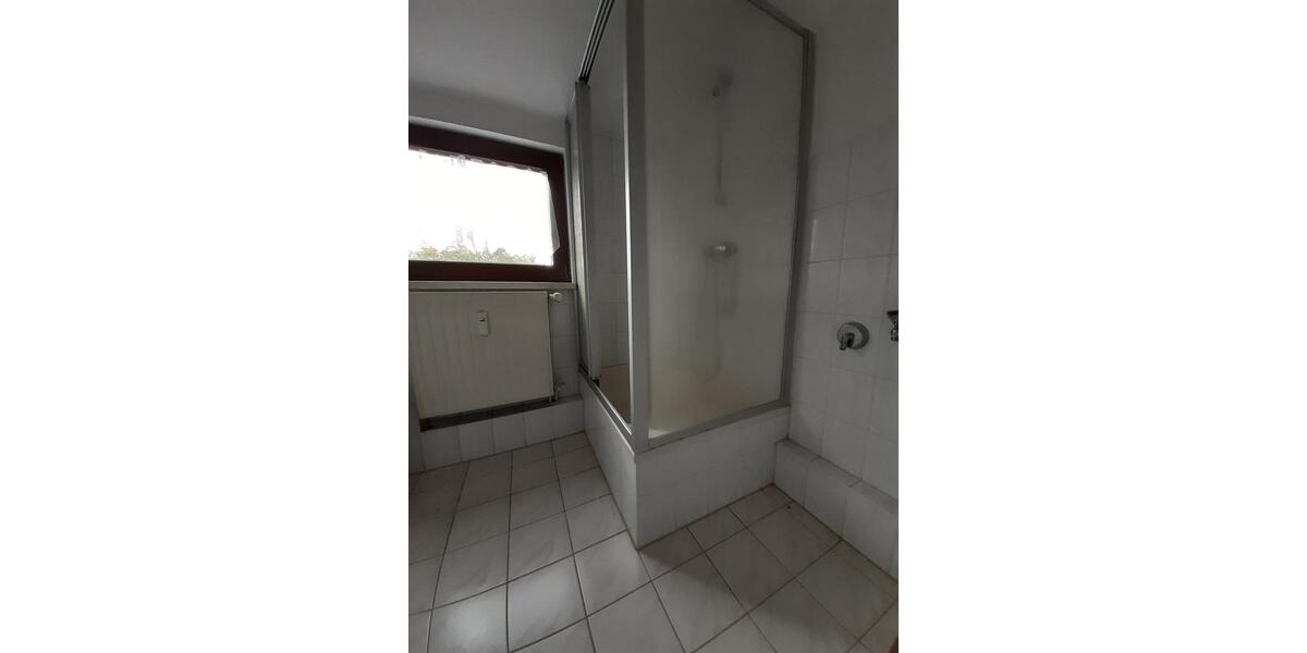 Dachgeschoßwohnung Lunzenau - 2 Zimmer, 43 m&sup2;, 250&euro; | Angebot:18969706