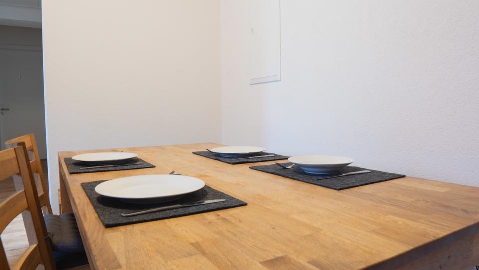 Wohnen auf Zeit Waldstetten - 6 Zimmer, 10 m&sup2;, 380&euro; | Angebot:25293956