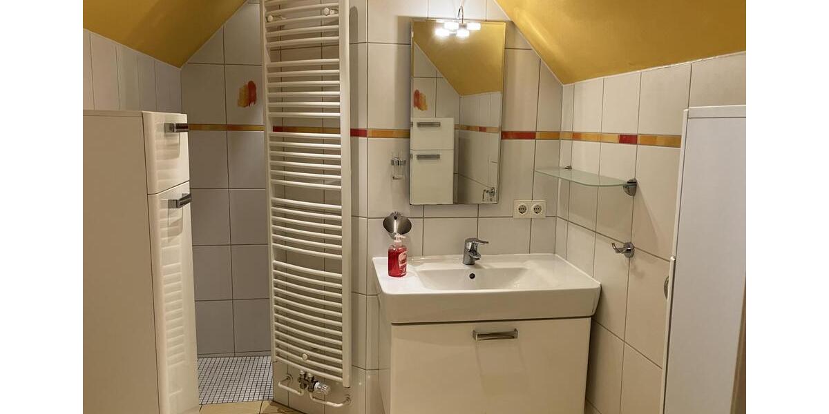 Dachgeschoßwohnung Hofgeismar - 2 Zimmer, 68 m&sup2;, 530&euro; | Angebot:26494186