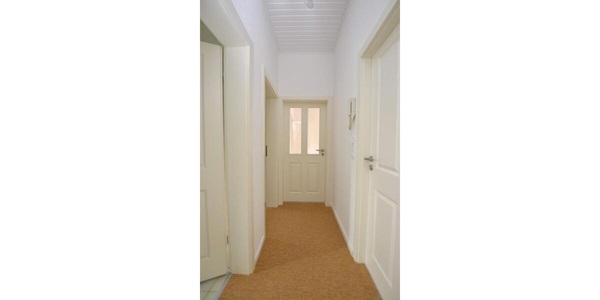 Erdgeschoßwohnung Stadtoldendorf - 2.5 Zimmer, 93 m&sup2;, 690&euro; | Angebot:23805658