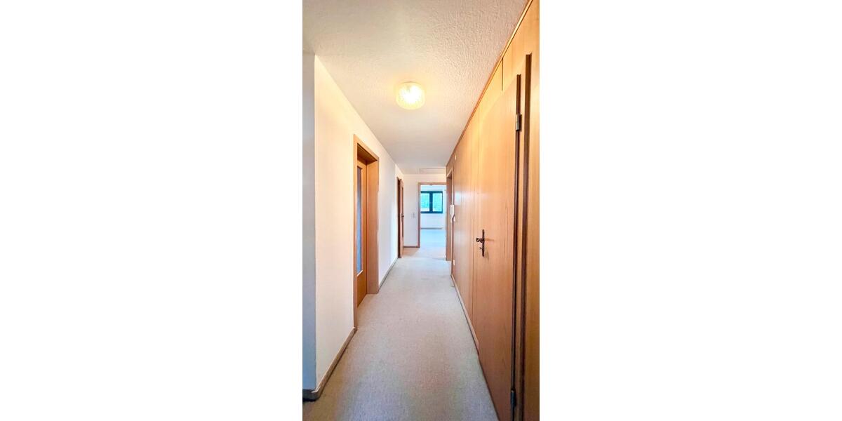 Dachgeschoßwohnung Ebergötzen - 4 Zimmer, 89 m&sup2;, 750&euro; | Angebot:26644672