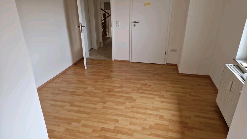 Etagenwohnung Bechhofen - 2 Zimmer, 77 m&sup2;, 616&euro; | Angebot:24714665