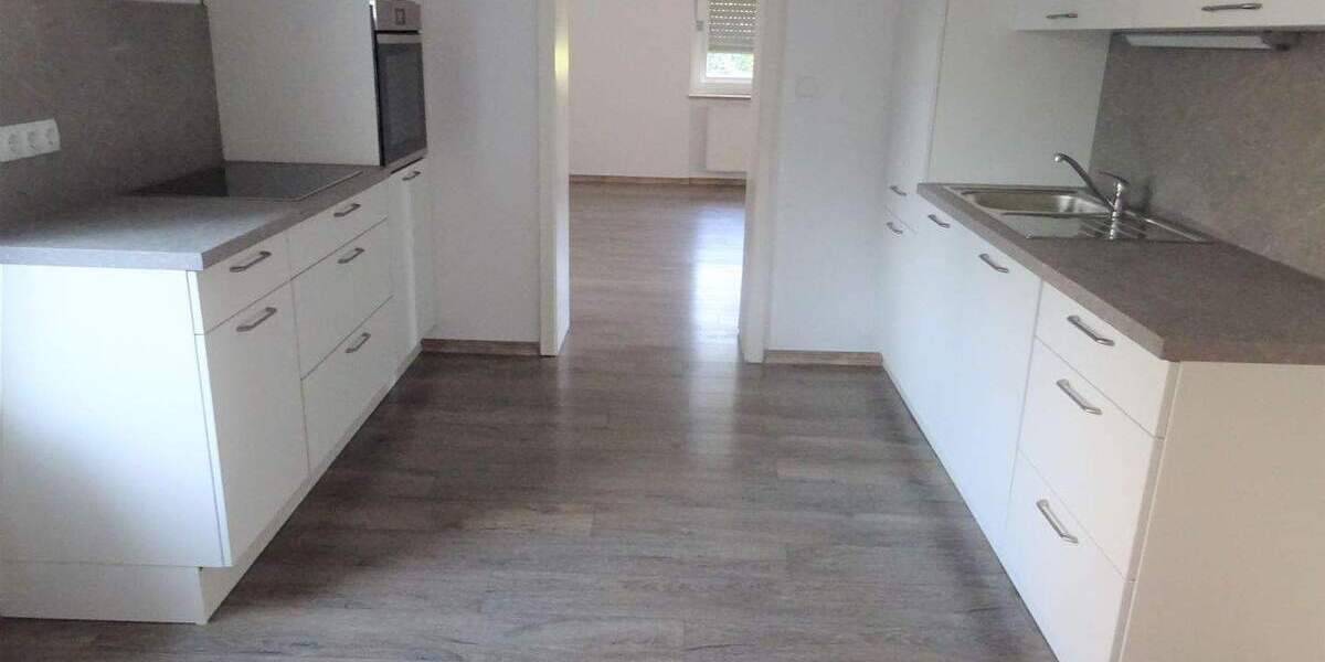 Etagenwohnung Sulzbach-Rosenberg Rosenberg - 2 Zimmer, 70 m&sup2;, 700&euro; | Angebot:24375668
