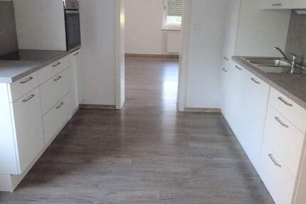 Wohnung Sulzbach-Rosenberg Rosenberg - 2 Zimmer, 70 m&sup2;, 700&euro; | Angebot:24375668