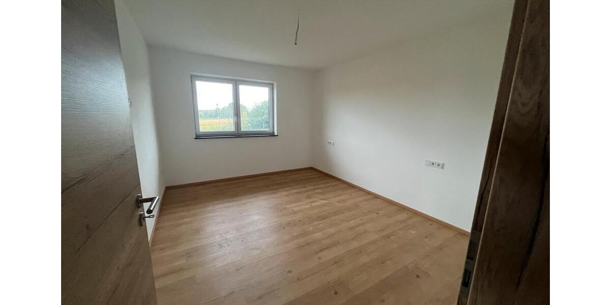Doppelhaushälfte Reisbach Englmannsberg - 5 Zimmer, 140 m&sup2;, 1.600&euro; | Angebot:26411152