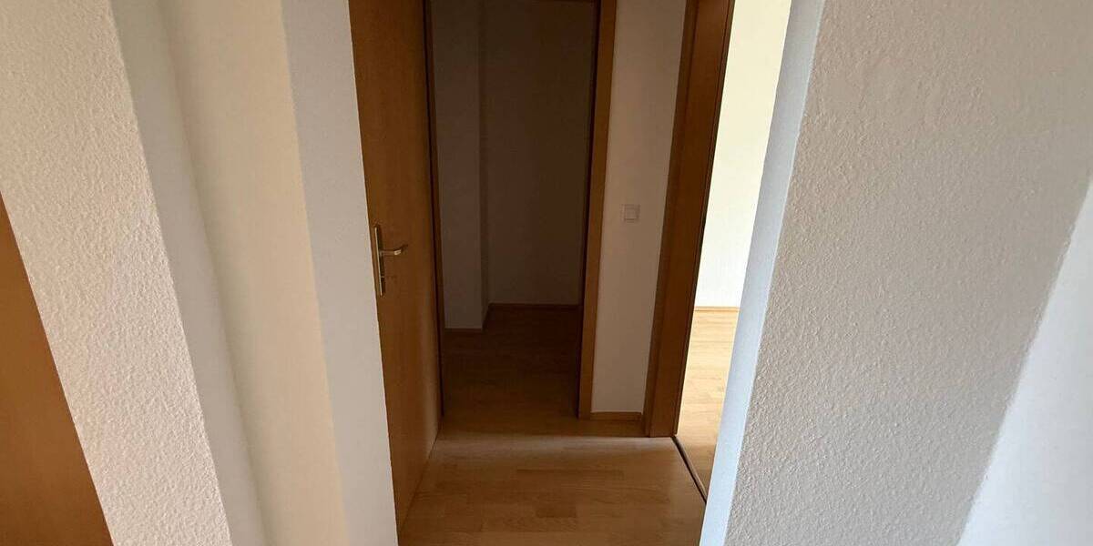 Etagenwohnung Chemnitz Hilbersdorf - 4 Zimmer, 84 m&sup2;, 500&euro; | Angebot:26541235