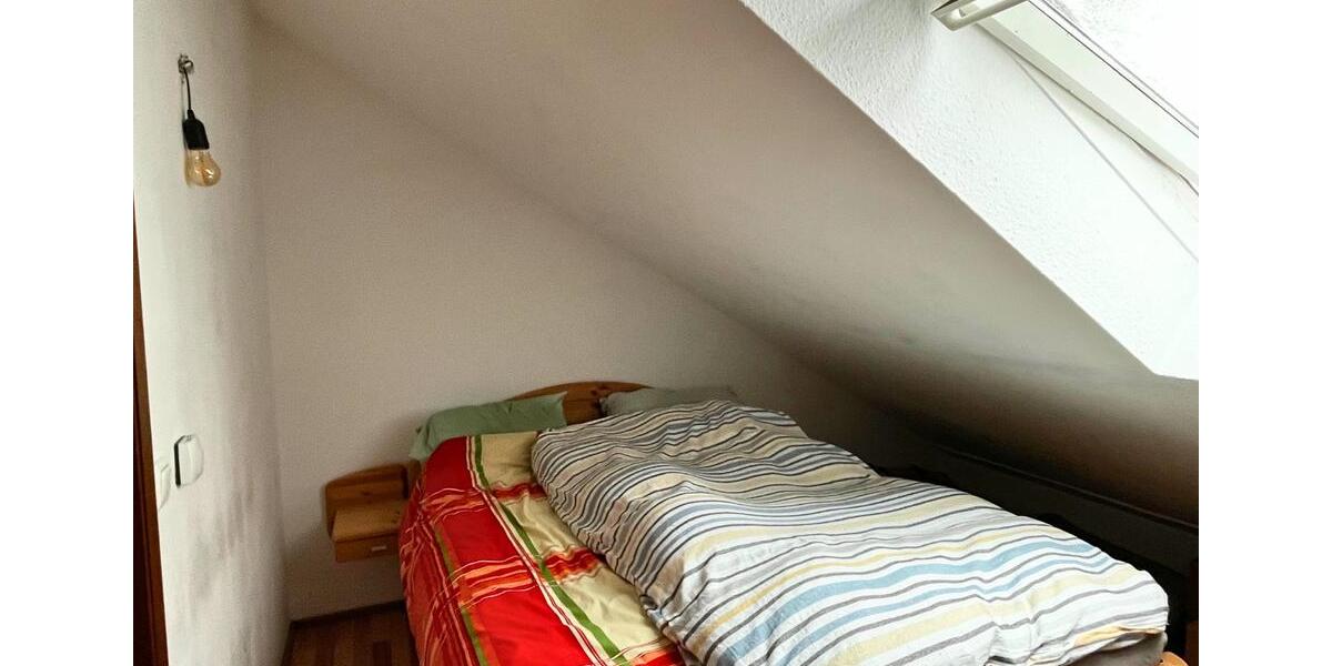 Dachgeschoßwohnung Bad Emstal - 2 Zimmer, 68 m&sup2;, 440&euro; | Angebot:24837278