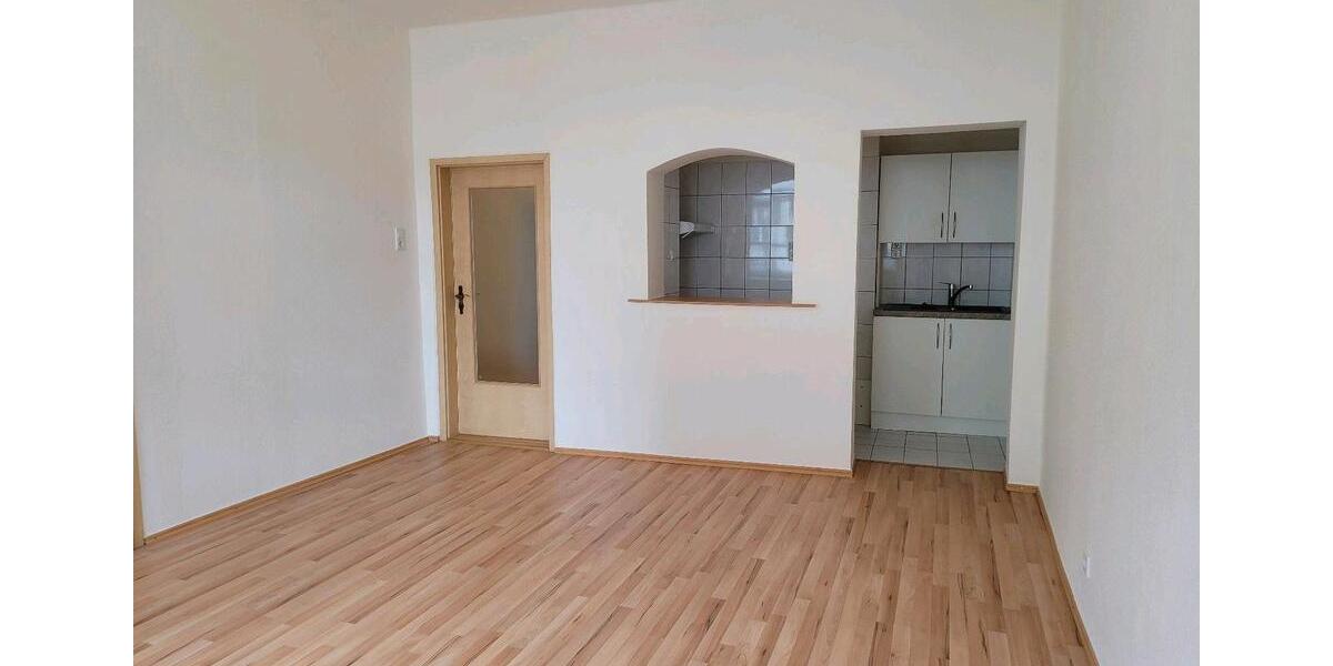 Etagenwohnung Schleiz - 2 Zimmer, 50 m&sup2;, 320&euro; | Angebot:26592450