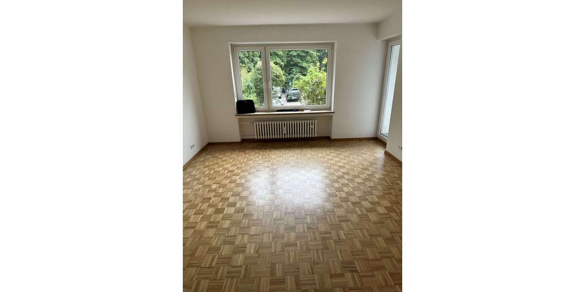 Etagenwohnung Tutzing - 4 Zimmer, 86 m&sup2;, 1.465&euro; | Angebot:27397647