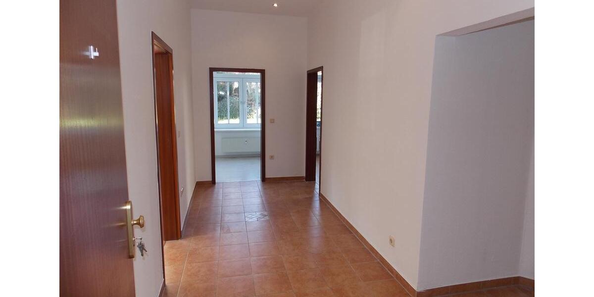 Etagenwohnung Blankenburg (Harz) - 3 Zimmer, 87 m&sup2;, 790&euro; | Angebot:26670655