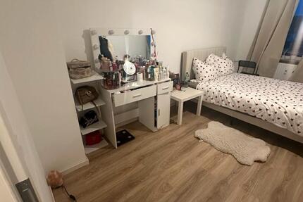 Wohnen auf Zeit Essen Stadtkern - 3 Zimmer, 15 m&sup2;, 390&euro; | Angebot:24831039