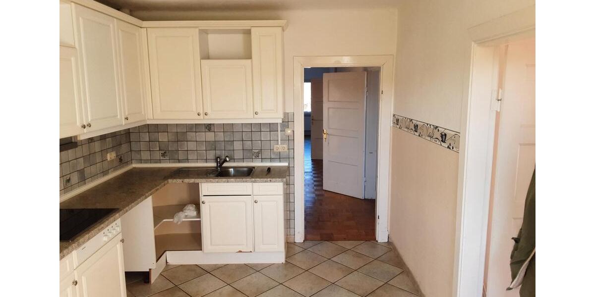 Etagenwohnung Schwarzenbek - 5.5 Zimmer, 160 m&sup2;, 1.400&euro; | Angebot:26237319