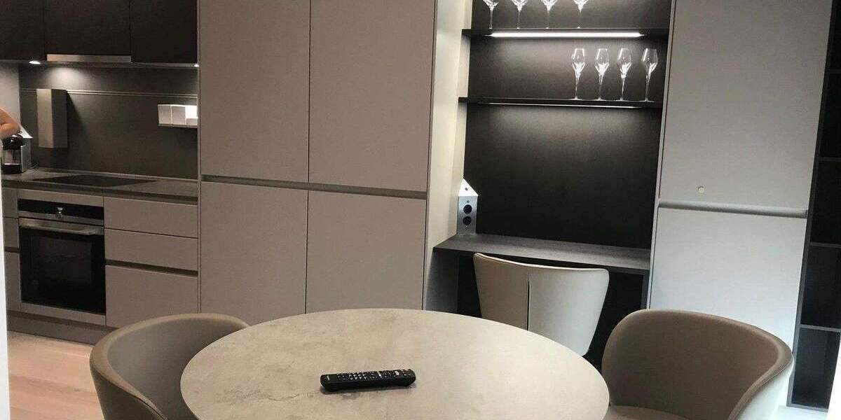 helle Wohnung mit SüdWest-Ausrichtung, möbliert u. voll ausgestattet von Privat 2 zimmer