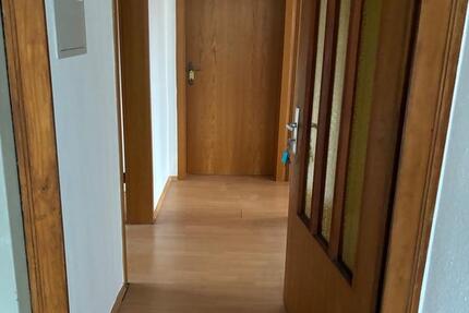 Stadtnahe Dachgeschosswohnung am Höxteraner Wall 3 zimmer