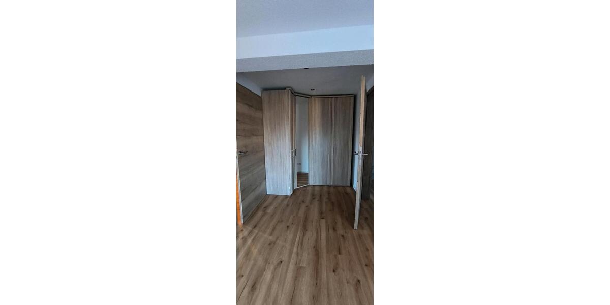 Erdgeschoßwohnung Stadtroda - 2 Zimmer, 69 m&sup2;, 459&euro; | Angebot:24826873