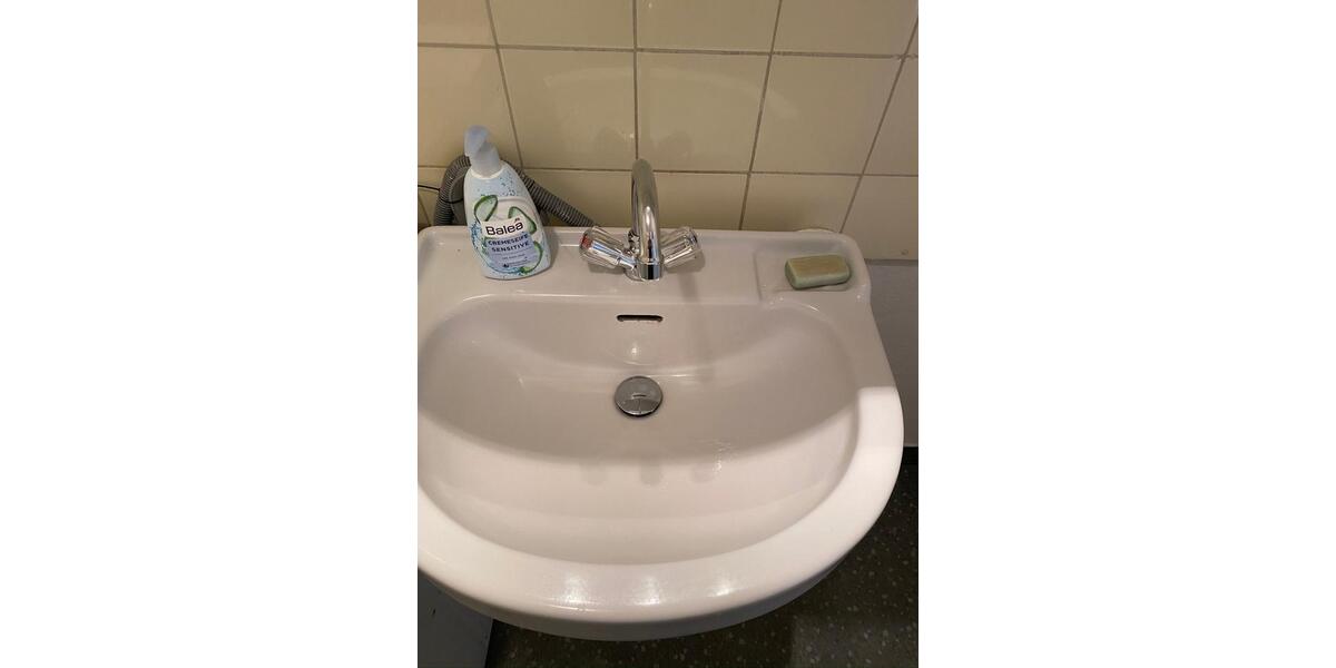 Etagenwohnung Pforzheim Weststadt - 3 Zimmer, 92 m&sup2;, 750&euro; | Angebot:24675525