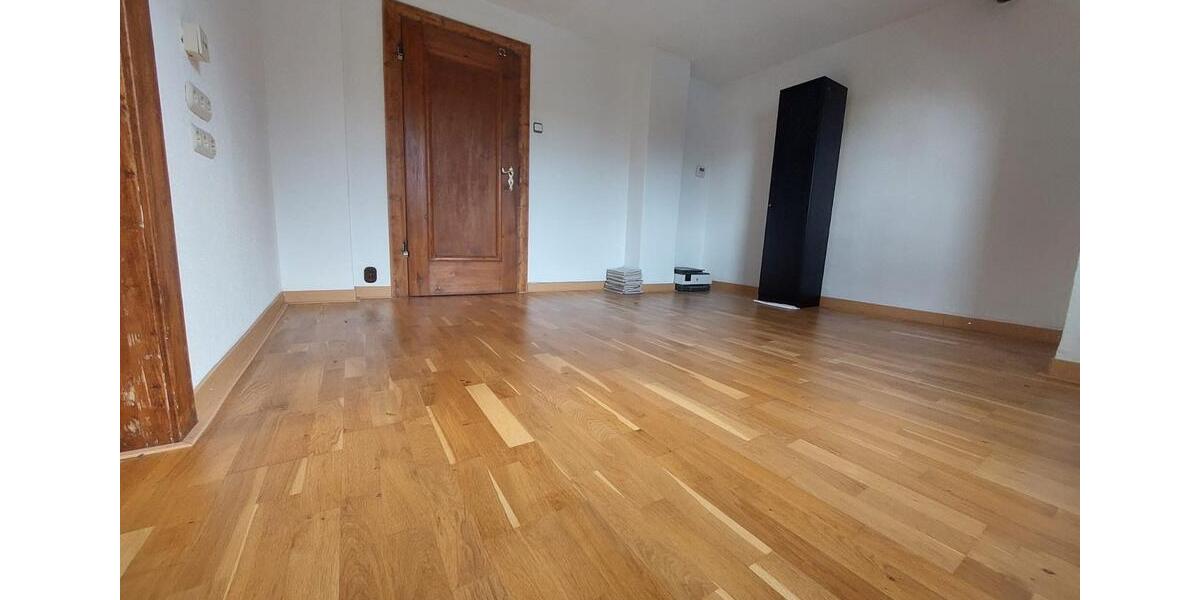 Dachgeschoßwohnung Hagen Hagen-Nord - 2 Zimmer, 70 m&sup2;, 460&euro; | Angebot:24691723