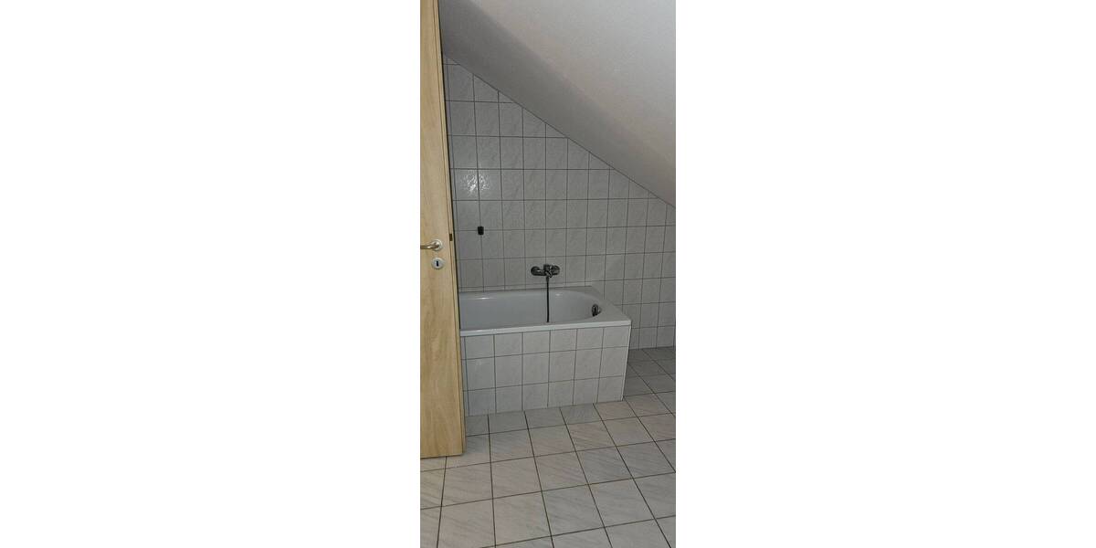 Etagenwohnung Burgstädt Burkersdorf - 2 Zimmer, 52 m&sup2;, 325&euro; | Angebot:24450112