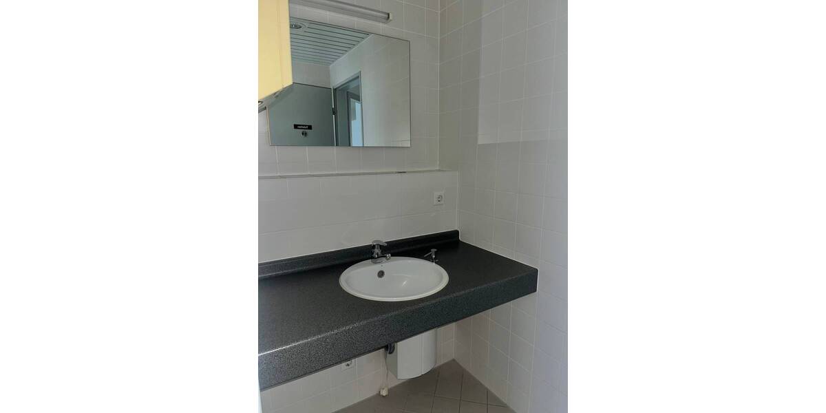 Gewerbeobjekt Stralsund Altstadt - 2 Zimmer, 72 m&sup2;, 580&euro; | Angebot:25678489