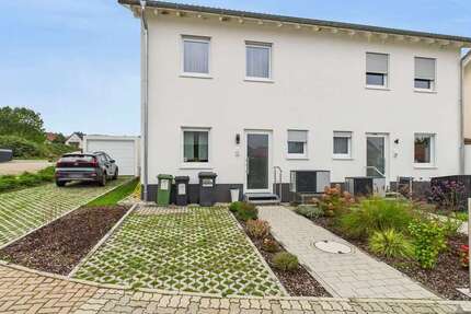 Haus zum Mieten in Schweigen-Rechtenbach 1.540 € 106 m² 4 zimmer