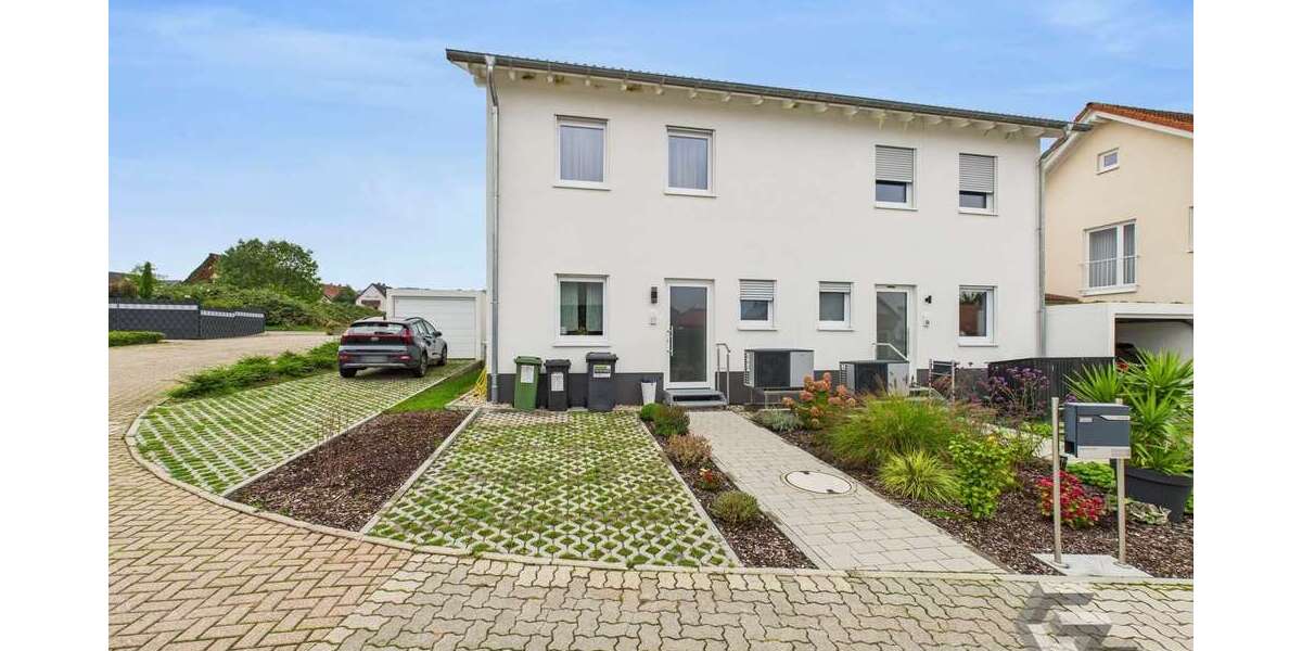 Haus zum Mieten in Schweigen-Rechtenbach 1.540 € 106 m² 4 zimmer