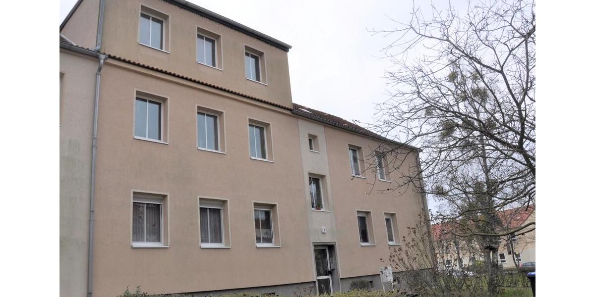 Dachgeschoßwohnung Bitterfeld-Wolfen Wolfen - 3 Zimmer, 65 m&sup2;, 405&euro; | Angebot:24587337