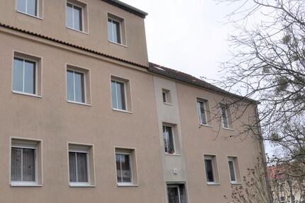 Wohnung Bitterfeld-Wolfen Wolfen - 3 Zimmer, 65 m&sup2;, 405&euro; | Angebot:24587337