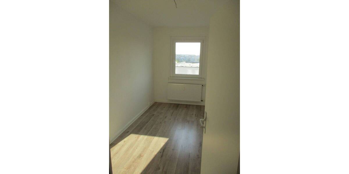 Etagenwohnung Brandenburg an der Havel Hohenstücken - 3 Zimmer, 69 m&sup2;, 480&euro; | Angebot:25970190