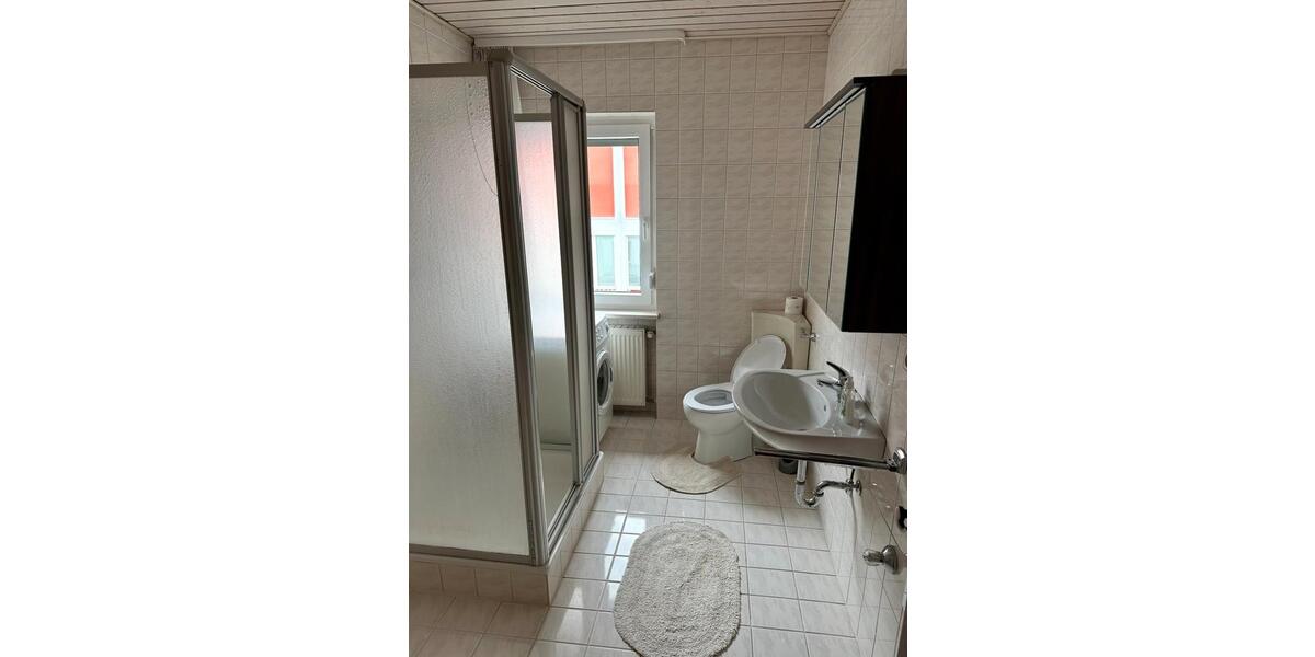 Wohnen auf Zeit Ochsenfurt - 3 Zimmer, 65 m&sup2;, 14&euro; | Angebot:26568179