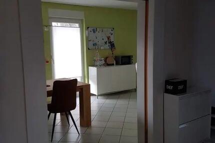 Wohnung Siegen Kaan-Marienborn - 3 Zimmer, 92 m&sup2;, 850&euro; | Angebot:27626540