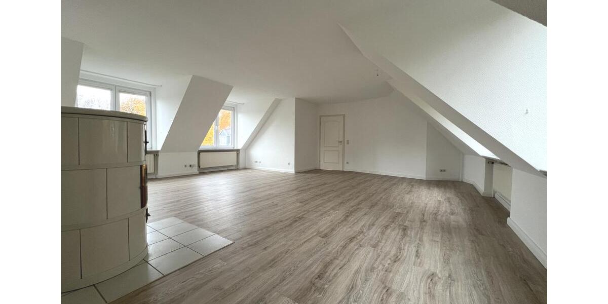 Dachgeschoßwohnung Glücksburg (Ostsee) - 4 Zimmer, 134 m&sup2;, 1.330&euro; | Angebot:23446280
