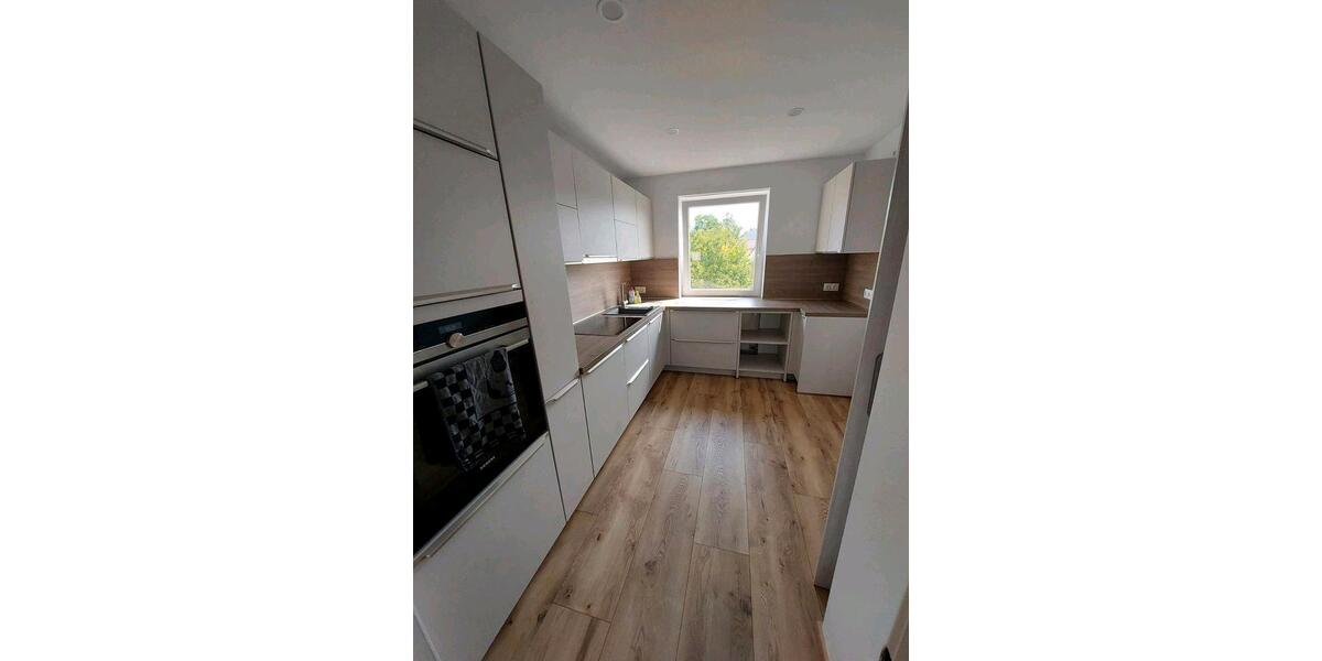 Etagenwohnung Wunsiedel - 4.5 Zimmer, 100 m&sup2;, 900&euro; | Angebot:26232120