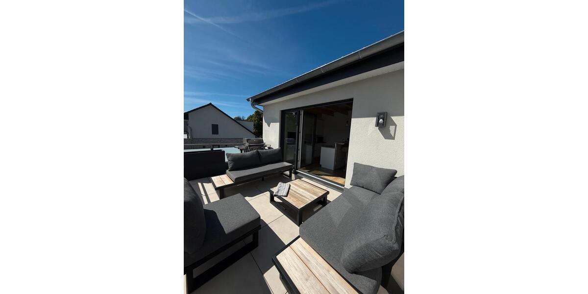 Einfamilienhaus Norderstedt Garstedt - 2 Zimmer, 89 m&sup2;, 1.750&euro; | Angebot:26700457