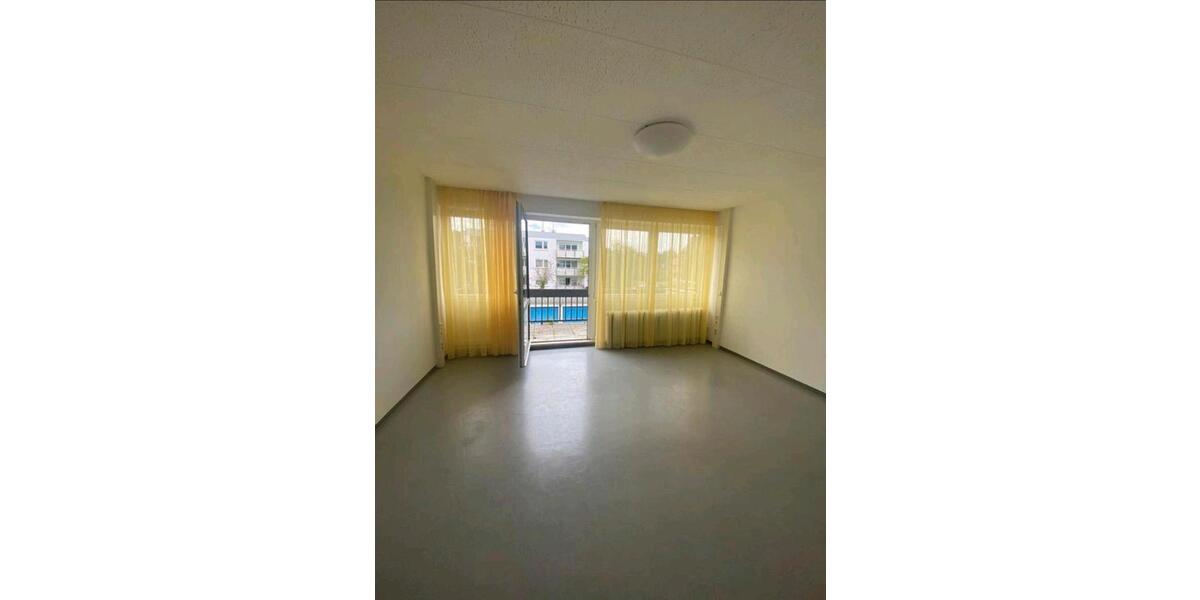 Erdgeschoßwohnung Kaiserslautern - 1 Zimmer, 34 m&sup2;, 430&euro; | Angebot:26034327