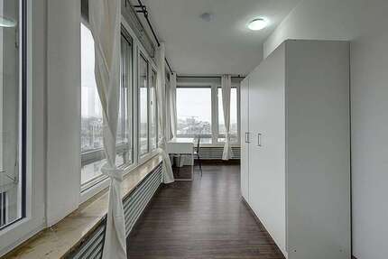WG-Zimmer in Stuttgart 545 € 17 m² zimmer