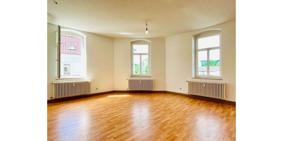 Etagenwohnung Freital Potschappel - 2 Zimmer, 74 m&sup2;, 400&euro; | Angebot:26871622