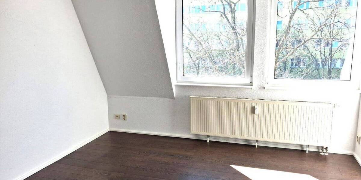 Etagenwohnung Magdeburg Neue Neustadt - 3 Zimmer, 90 m&sup2;, 700&euro; | Angebot:26261752