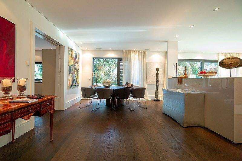 Etagenwohnung München Neuhausen-Nymphenburg - 7 Zimmer, 302 m&sup2;, 7.800&euro; | Angebot:25815056