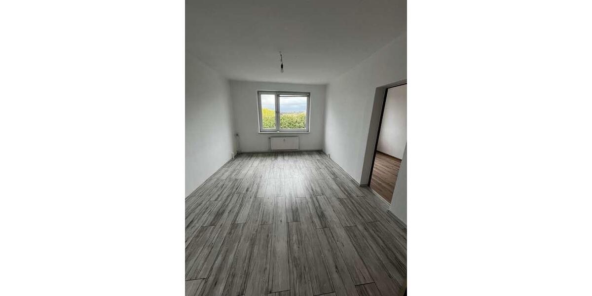 Etagenwohnung Malchin - 3 Zimmer, 67 m&sup2;, 410&euro; | Angebot:26411053