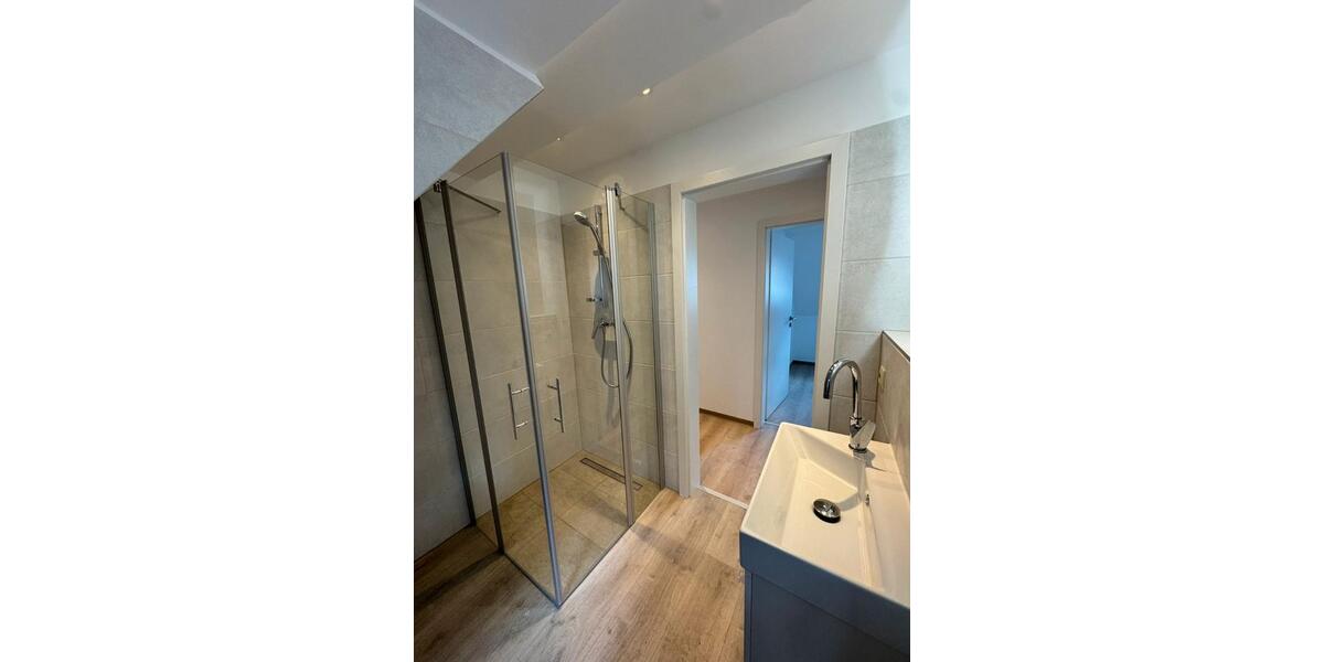 Dachgeschoßwohnung Kalkar - 3 Zimmer, 61 m&sup2;, 675&euro; | Angebot:26492812