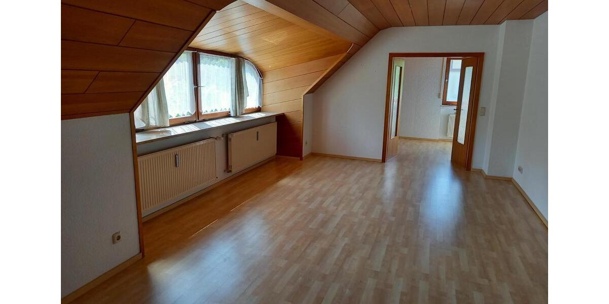 Dachgeschoßwohnung Lohr am Main - 4 Zimmer, 104 m&sup2;, 800&euro; | Angebot:26611732