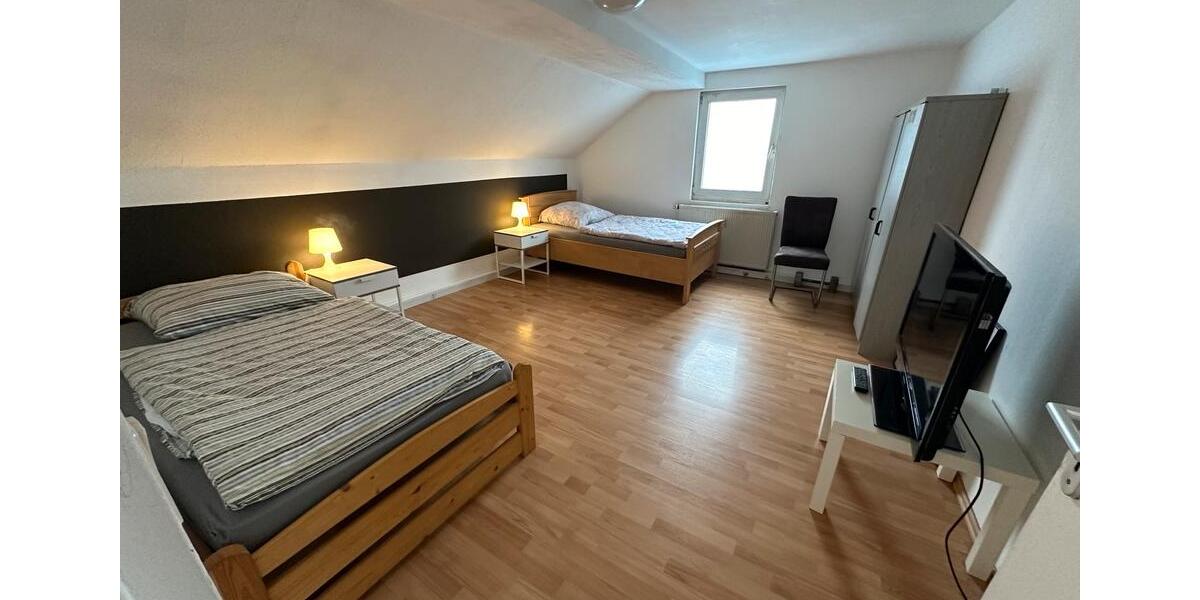 Wohnen auf Zeit Waldbröl - 3 Zimmer, 75 m&sup2;, 15&euro; | Angebot:24641178