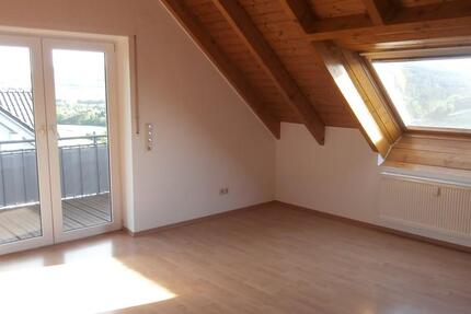 Wohnung Hilders - 3.5 Zimmer, 89 m&sup2;, 630&euro; | Angebot:24590558