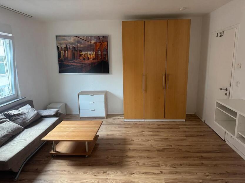 Ein 1 Zimmer Wg keine Wohnung in Esslingen Mitte GästeMonteur