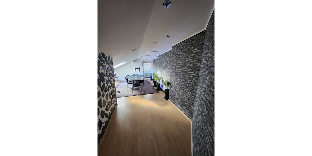 Gewerbeobjekt Regensburg Großprüfening-Dechbetten-Königswiesen - 180&euro; | Angebot:25718394