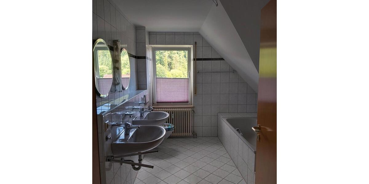 Maisonettenwohnung Sexau - 5 Zimmer, 130 m&sup2;, 1.350&euro; | Angebot:26654964
