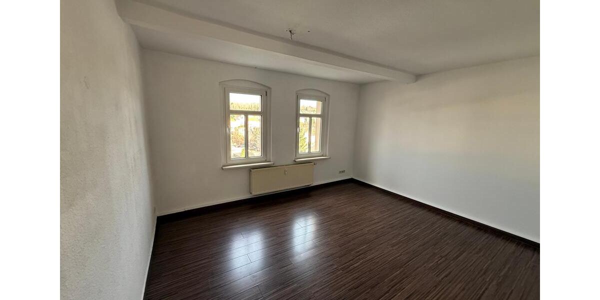 Tolle 3-Raum-DG-Wohnung mit herrlichem Blick über Greiz 3 zimmer