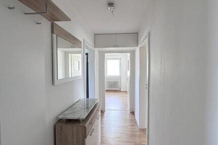 Wohnung Oberhausen - 3 Zimmer, 52 m&sup2;, 900&euro; | Angebot:26615578